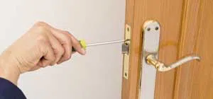 Newark Locksmith Store Newark, NJ 973-512-5416 - trunk-unlock-01